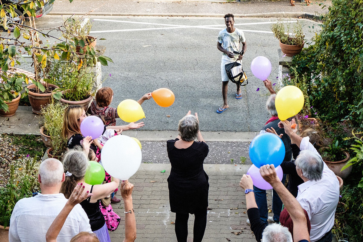 Fête surprise en l'honneur de Malic pour l'obtention de son passeport. octobre 2017